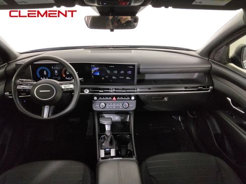 Used 2025 Hyundai Santa Cruz SE FWD image 29