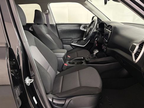 Used 2024 Kia Soul LX w/ Option Group 015 FWD image 38