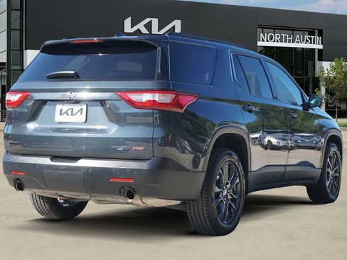 Used 2021 Chevrolet Traverse RS w/ LPO, Cargo Package FWD image 5