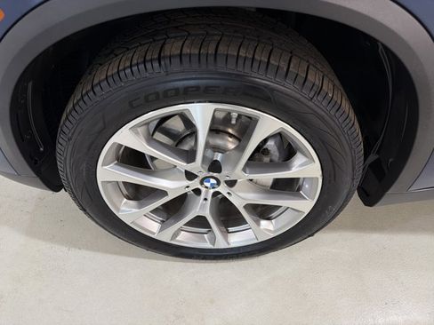 Used 2021 BMW X5 sDrive40i w/ Premium Package 2 RWD image 11