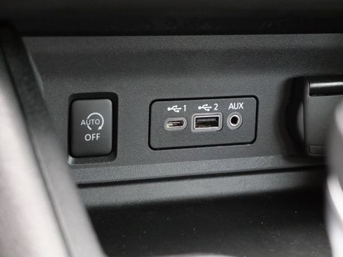 Used 2024 Nissan Sentra SR w/ Trunk Package FWD image 22