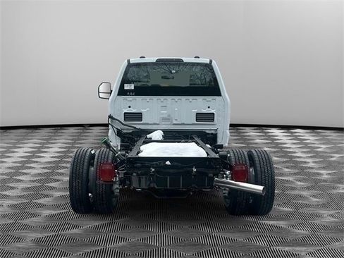 New 2026 Ford F550 4x4 Regular Cab Super Duty w/ XL Chrome Package image 4