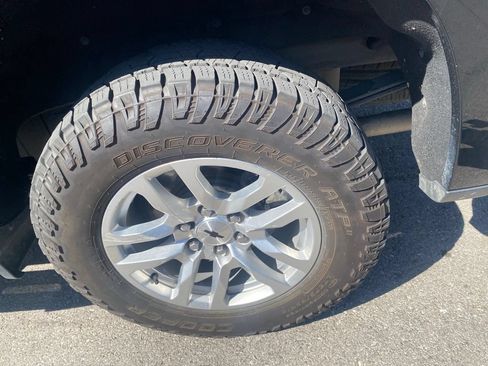 Used 2019 Chevrolet Silverado 1500 RST AWD/4WD image 22