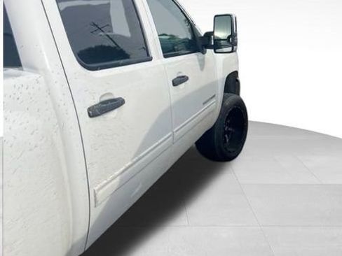 Used 2013 Chevrolet Silverado 1500 LT w/ All-Star Edition AWD/4WD image 12