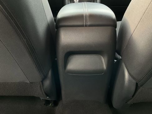 Used 2025 Nissan Sentra S image 18