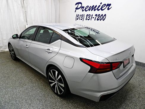 Used 2021 Nissan Altima 2.5 SR image 4