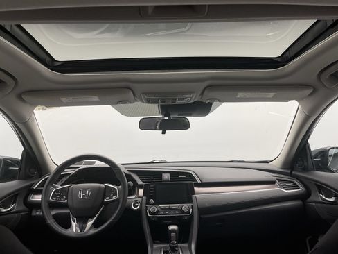Used 2020 Honda Civic EX image 17