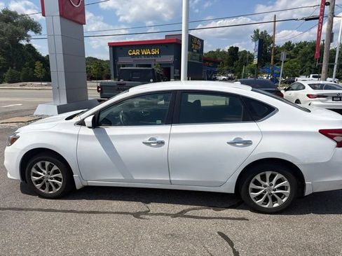 Used 2019 Nissan Sentra SV FWD image 7