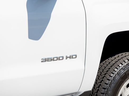 Used 2017 Chevrolet Silverado 3500 W/T RWD image 38