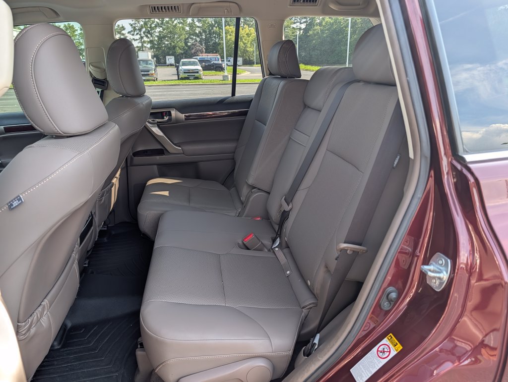 Used 2019 Lexus GX 460 Premium AWD/4WD image 17