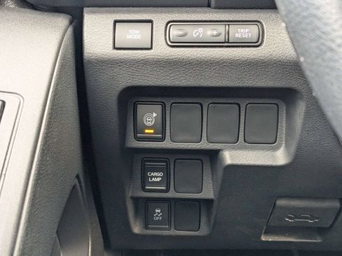 Used 2022 Nissan Frontier S w/ Technology Package image 23