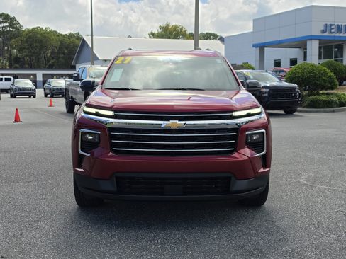 New 2027 Chevrolet Traverse LT w/ Sun and Wheel Package AWD/4WD image 12