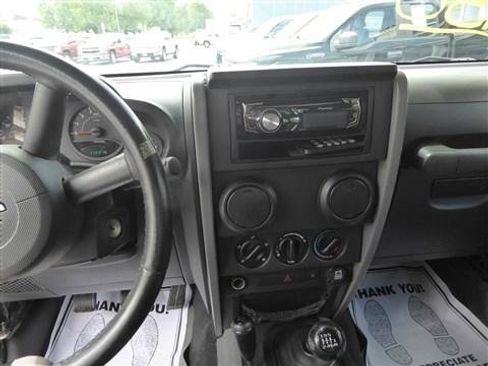 Used 2009 Jeep Wrangler X AWD/4WD image 12