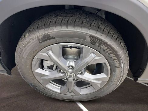 New 2026 Honda HR-V LX image 10