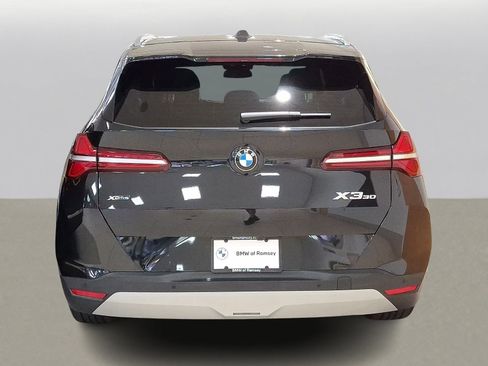 Used 2025 BMW X3 xDrive30i w/ Convenience Package AWD/4WD image 5