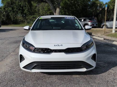 Used 2024 Kia Forte LXS FWD image 9