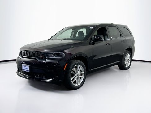 Used 2023 Dodge Durango GT image 1