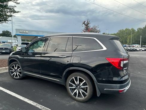 Used 2021 Honda Pilot Touring image 5