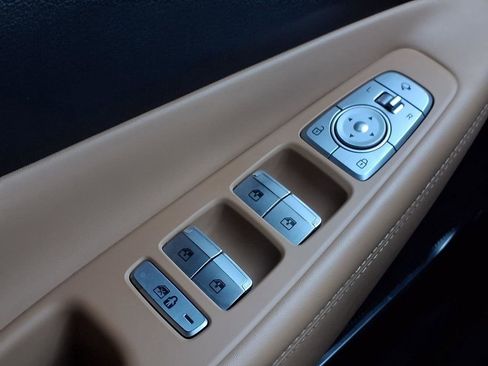 Used 2023 Hyundai Santa Fe Calligraphy image 20