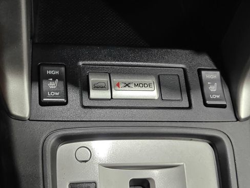 Used 2014 Subaru Forester 2.5i Limited w/ Popular Package #1 AWD/4WD image 10
