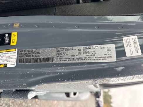 New 2025 Jeep Gladiator Rubicon w/ Convenience Group image 16