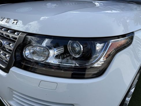 Used 2017 Land Rover Range Rover HSE AWD/4WD image 10