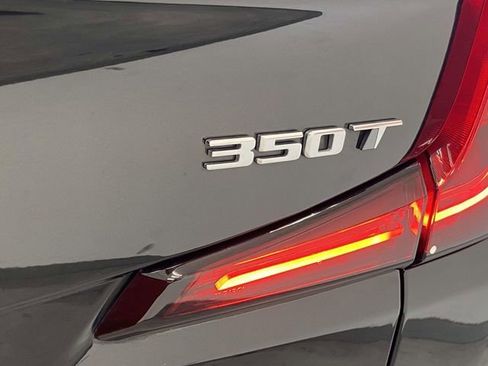 Used 2025 Cadillac XT4 Premium Luxury image 11