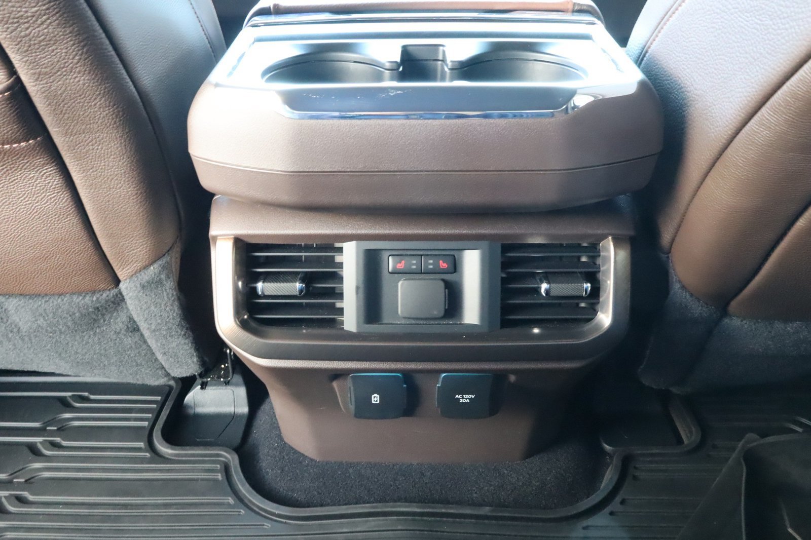 Used 2026 Ford F150 King Ranch w/ Equipment Group 601A High AWD/4WD image 37