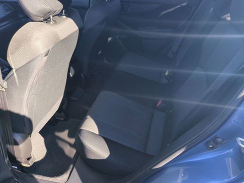 Used 2021 Subaru Crosstrek 2.0i image 23