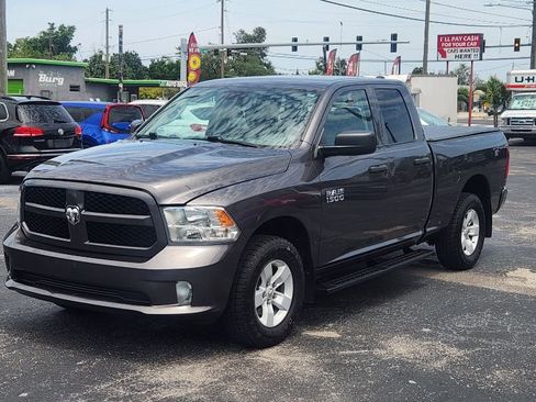Used 2016 RAM 1500 Express AWD/4WD image 2