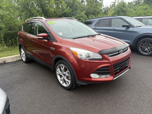 Used 2014 Ford Escape Titanium w/ Equipment Group 401A AWD/4WD image 1