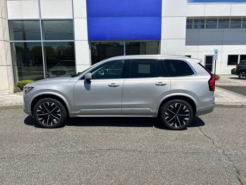 Used 2025 Volvo XC90 B6 Plus AWD/4WD image 2