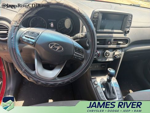 Used 2021 Hyundai Kona SEL AWD/4WD image 10