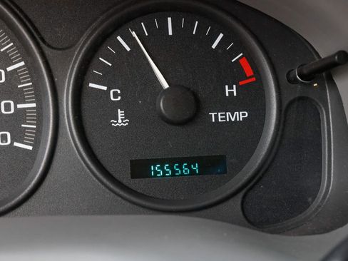 Used 2004 Oldsmobile Silhouette GL image 37