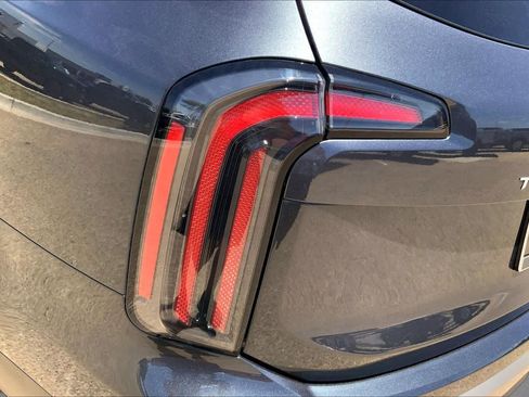 Certified 2023 Kia Telluride SX Prestige AWD/4WD image 32