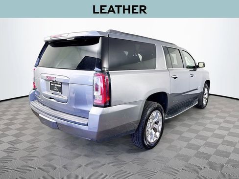 Used 2020 GMC Yukon XL SLT image 5