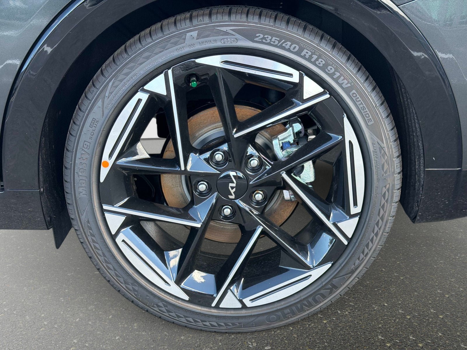 New 2026 Kia K4 GT-Line w/ GT-Line Premium Package FWD image 9