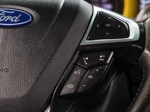 Used 2019 Ford Edge Titanium image 14