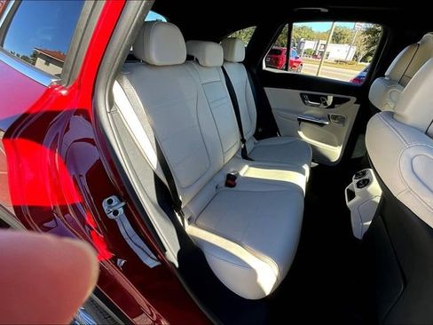 New 2026 Mercedes-Benz GLC 300 4MATIC image 11