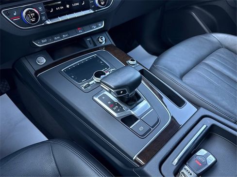 Used 2018 Audi Q5 2.0T Premium Plus image 36