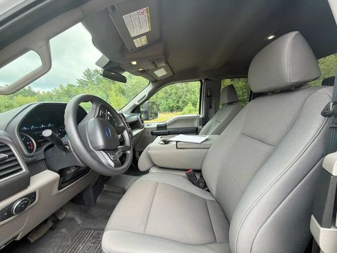 Used 2022 Ford F250 XL w/ Power Equipment Group AWD/4WD image 6