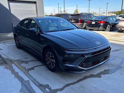 New 2026 Hyundai Sonata Blue image 10