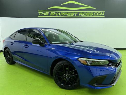 Used 2023 Honda Civic Sport image 1