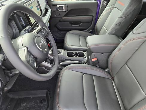 New 2026 Jeep Wrangler Unlimited Rubicon AWD/4WD image 7