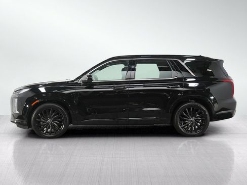 Used 2024 Hyundai Palisade Calligraphy AWD/4WD image 2