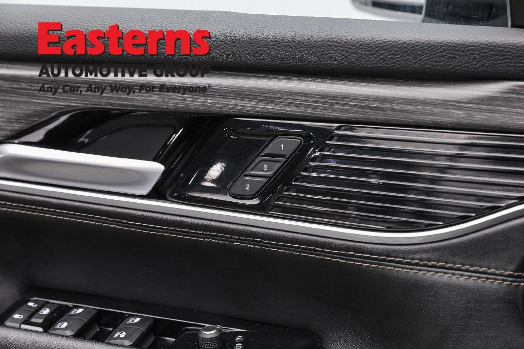 Used 2024 Jeep Wagoneer Series II w/ Flexible Seating Group RWD image 23