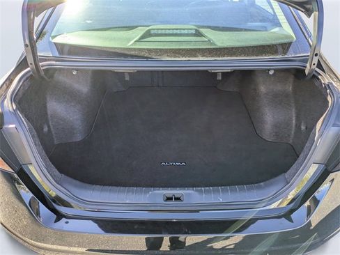 Used 2023 Nissan Altima 2.5 SV image 12