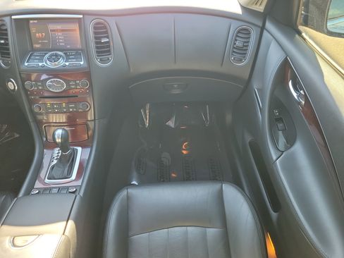 Used 2017 INFINITI QX50 Base w/ Premium Package image 14