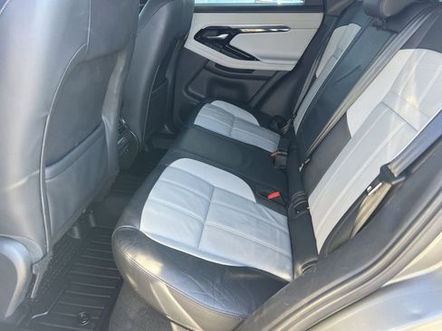 Used 2020 Land Rover Range Rover Evoque R-Dynamic SE image 16