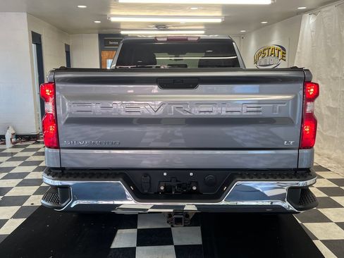 Used 2021 Chevrolet Silverado 1500 LT AWD/4WD image 11